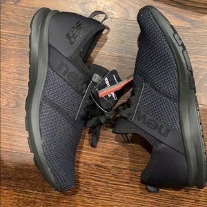 Women’s new balance 8.5 black